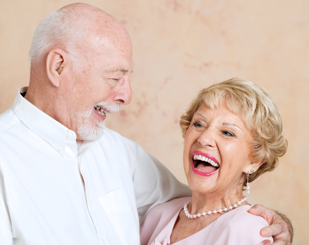 ENHANCE YOUR SMILE WITH GREAT FITTING DENTURES FITTED BY YOUR PRIVATE DENTIST